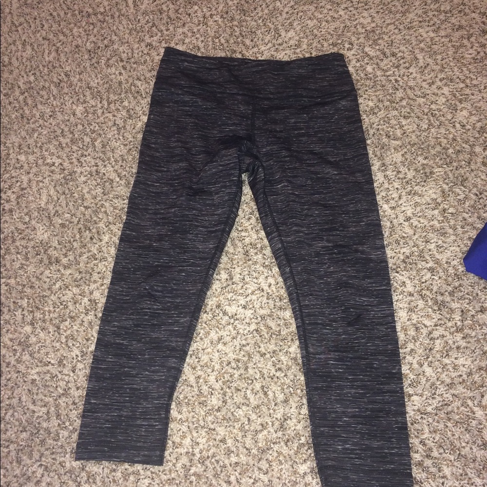 Gray capris